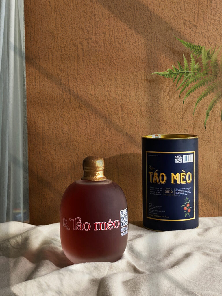 rượu táo mèo