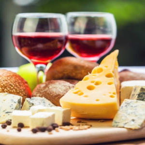 kết hợp rượu vang với phô mai