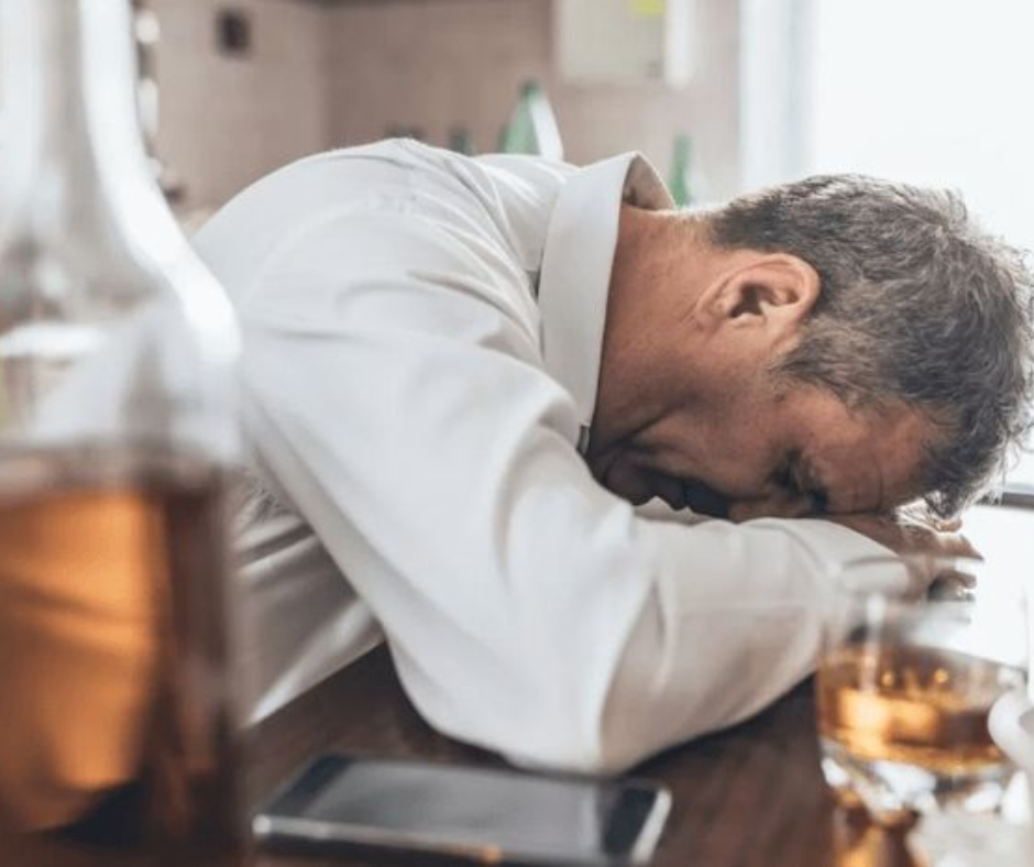 Tác hại của rượu mạnh 